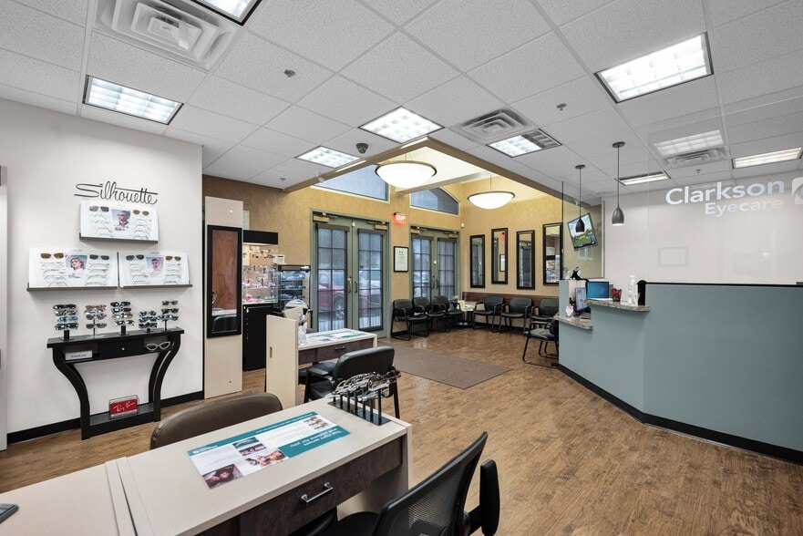 More Photos Of 8404 E Shea Blvd, Scottsdale Medical For Lease