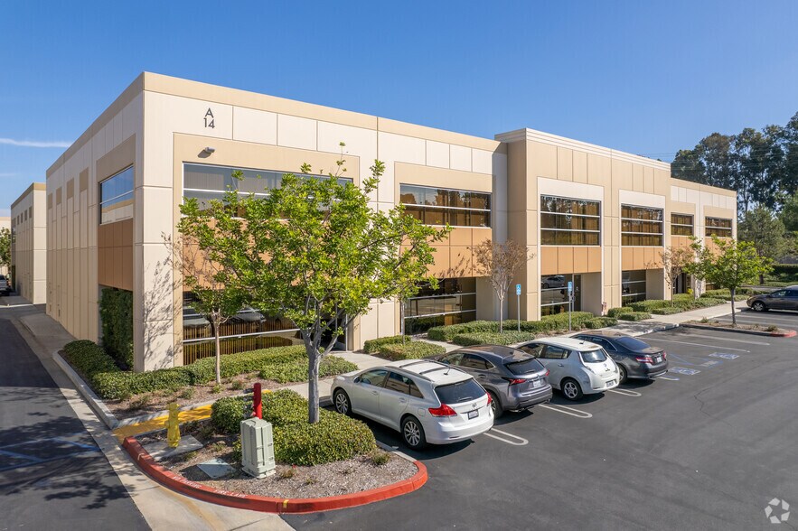 More Photos Of 8 Goodyear, Irvine Unknown For Lease