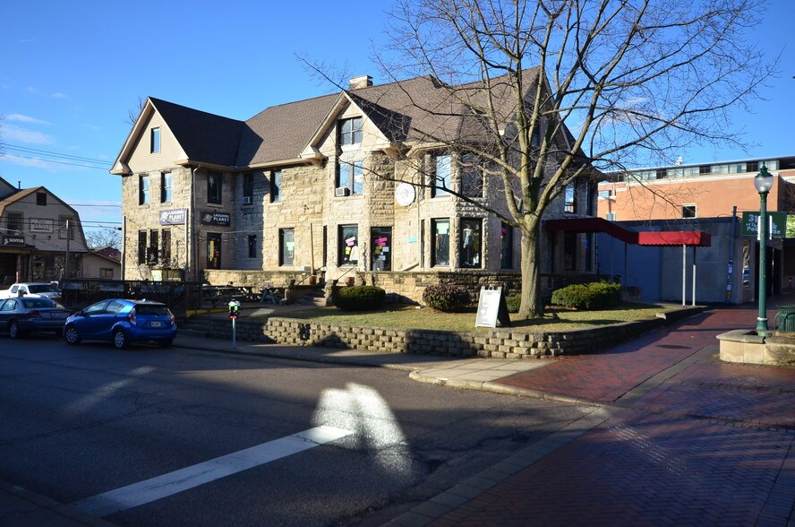 More Photos Of 322 E Kirkwood Ave, Bloomington Restaurant For Lease