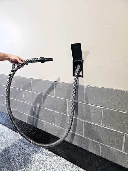 More Photos Of 39 Sunbridge Dr, Mccall Industrial For Sale