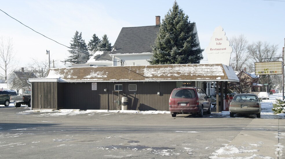 More Photos Of 413 Bank St, Lodi Restaurant For Sale