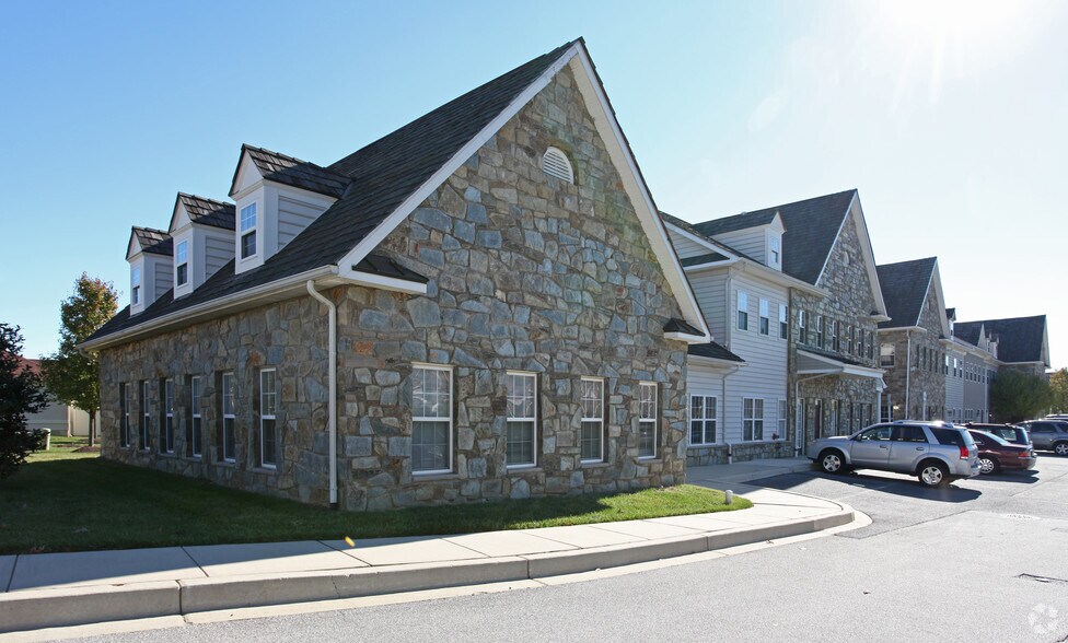 More Photos Of 10707-10753 Birmingham Way, Woodstock Office For Lease