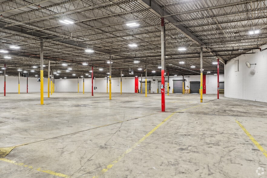 More Photos Of 615 Industrial Ave, Salisbury Warehouse For Sale