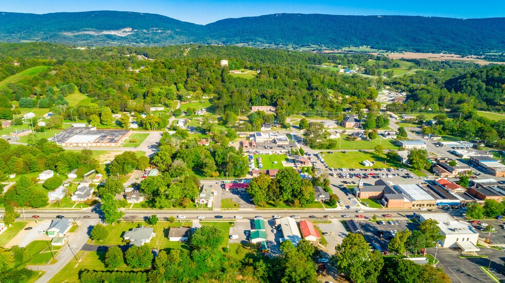 More Photos Of 15781 Rankin Ave, Dunlap Freestanding For Sale