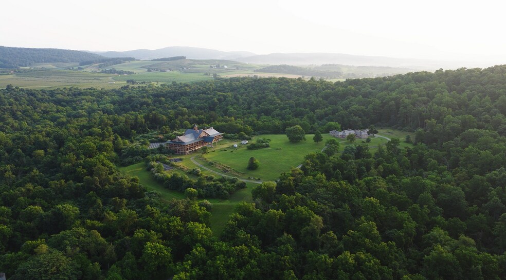 More Photos Of 1207 Flohrs Church Rd, Biglerville Hospitality For Sale