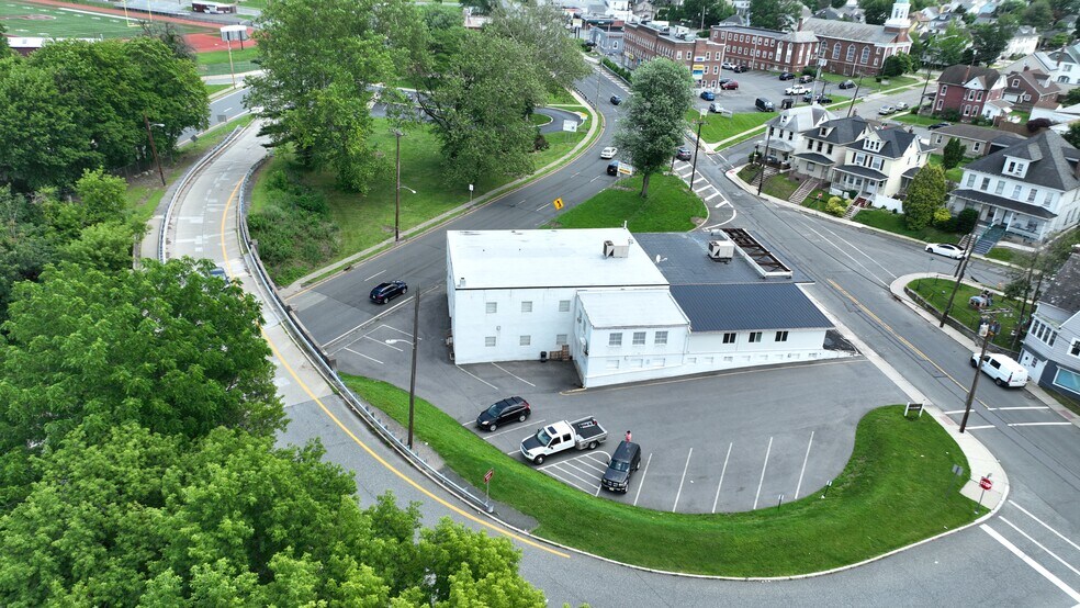 More Photos Of 333 Morris St, Phillipsburg Storefront For Sale
