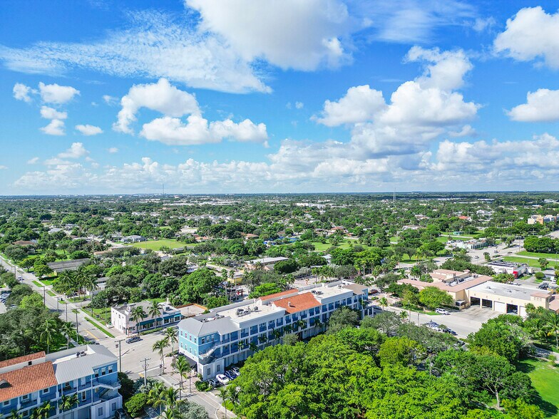 More Photos Of 401 W Atlantic Ave, Delray Beach Storefront Retail Office For Lease