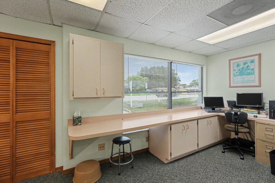 More Photos Of 1589 S Wickham Rd, West Melbourne Medical For Sale