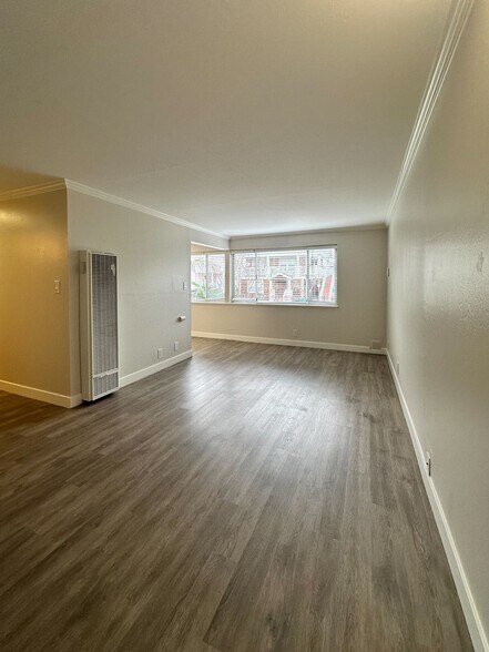 More Photos Of 1720 12th Ave, Oakland Apartments For Sale
