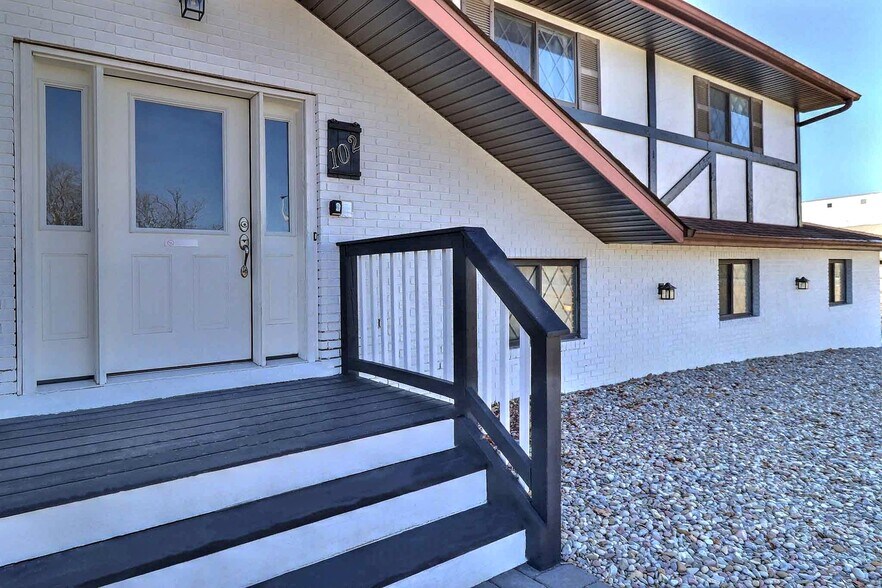 More Photos Of 3360 PA-940, Mount Pocono Specialty For Sale