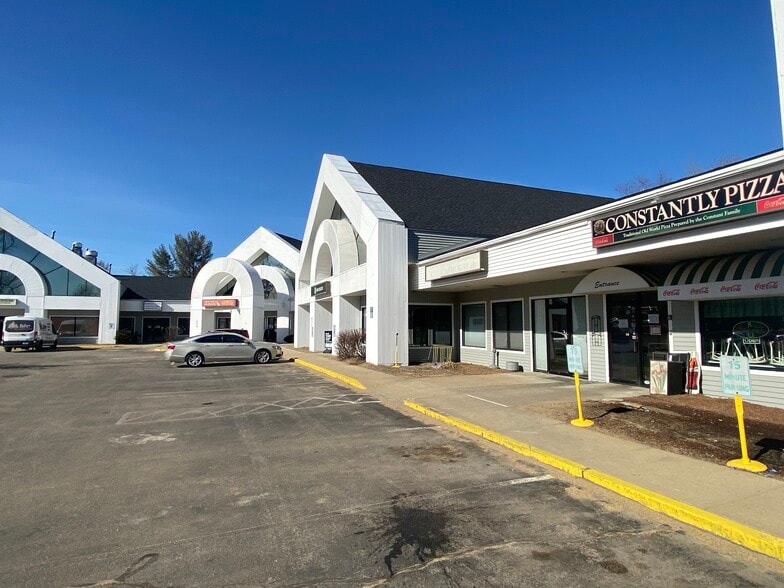 More Photos Of 108 Fisherville Rd, Concord Storefront For Lease