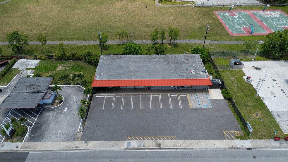 More Photos Of 3251-3255 NW 183rd St, Opa-locka Storefront For Sale