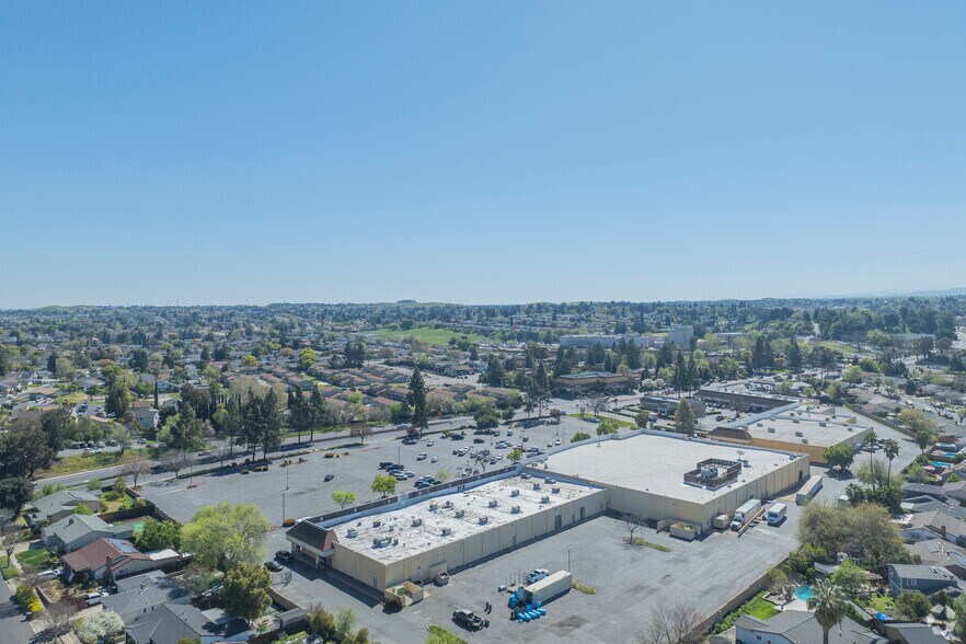 More Photos Of 3600-3714 Lone Tree Way, Antioch Freestanding For Sale