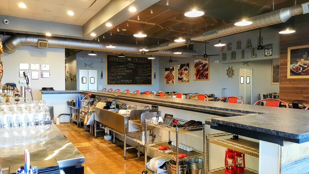 More Photos Of 15507 S Route 59, Plainfield Storefront Retail Office For Lease