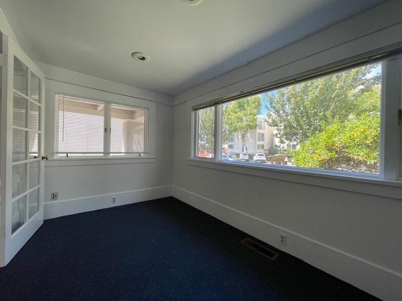 More Photos Of 1730 Solano Ave, Berkeley Office Residential For Lease