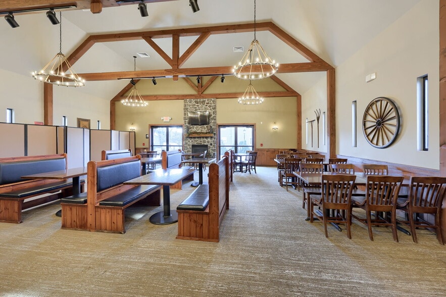 More Photos Of 3610 Newport rd, Intercourse Specialty For Lease
