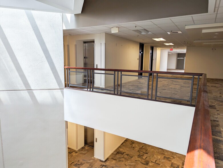 More Photos Of 1111 Augusta Dr, Houston Medical For Lease