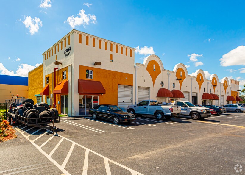 More Photos Of 13850 SW 143rd Ct, Miami Warehouse For Lease