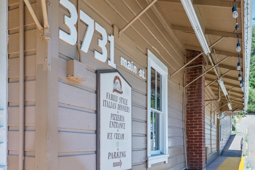 More Photos Of 3731 Main st, Occidental Restaurant For Sale