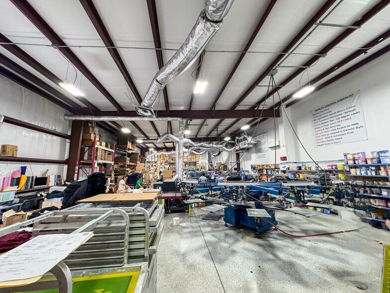 More Photos Of 540 N Goldenrod Rd, Orlando Industrial For Sale