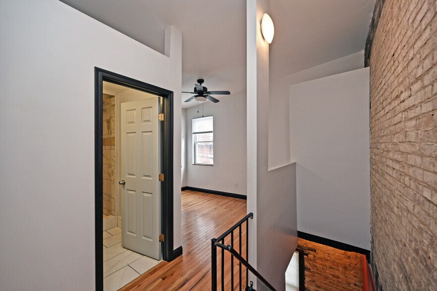 More Photos Of 226 E Clifton Ave, Cincinnati Apartments For Sale