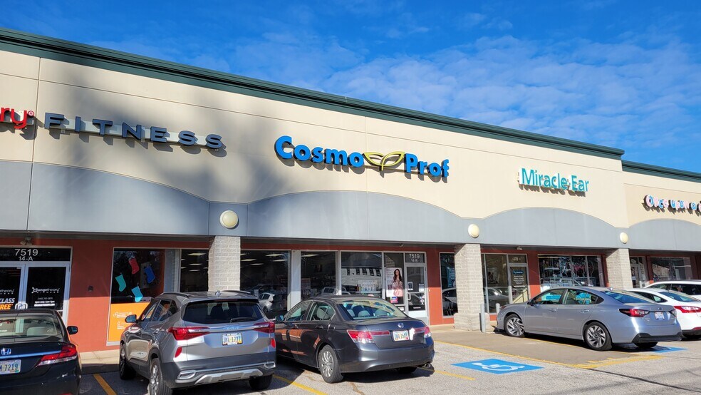 More Photos Of 7501-7537 Mentor Ave, Mentor General Retail For Lease