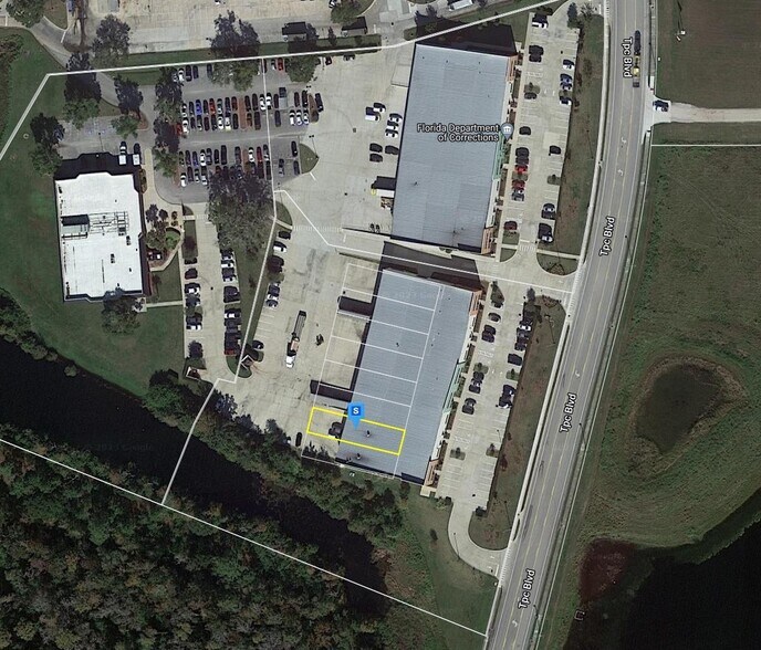 More Photos Of 7500 TPC Blvd, Orlando Flex For Sale