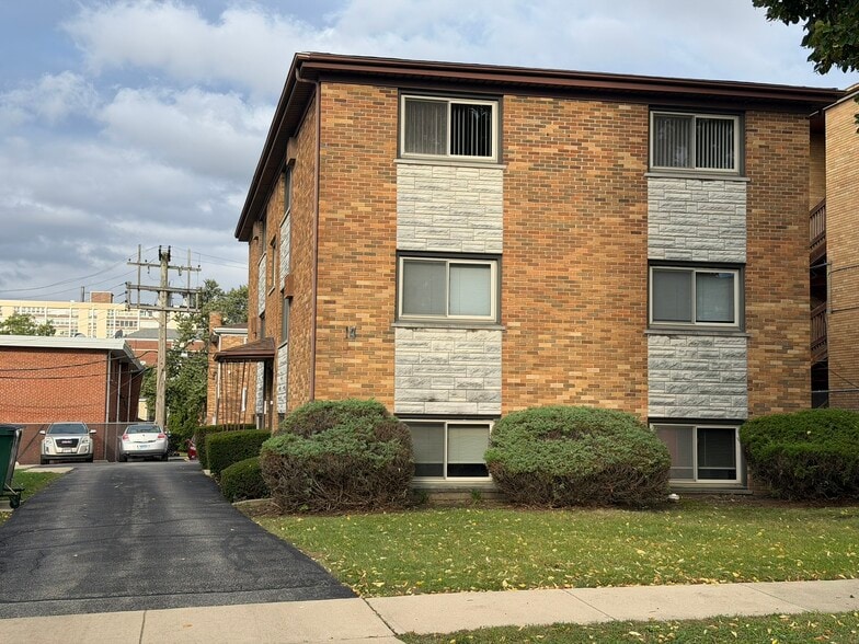 More Photos Of 14 N Martha St, Lombard Multifamily For Sale