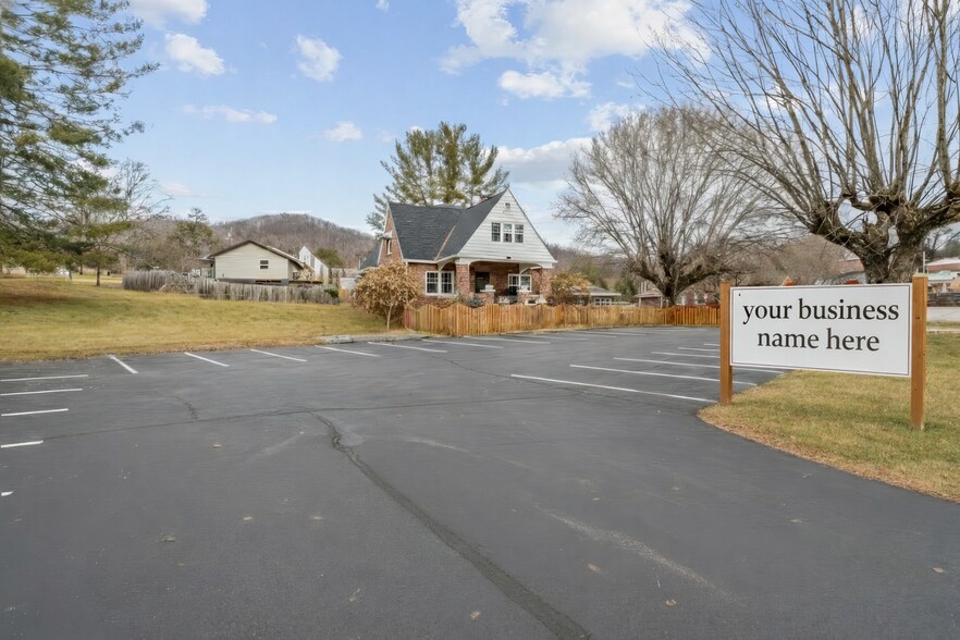 More Photos Of 506 W Main St, Burnsville Freestanding For Sale