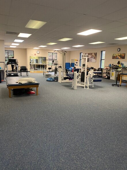 More Photos Of 335 Roselane St NW, Marietta Medical For Lease