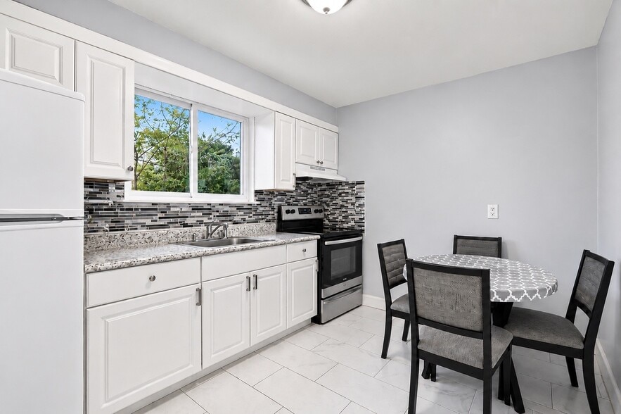 More Photos Of 79 Yaun Ave, Liberty Apartments For Sale