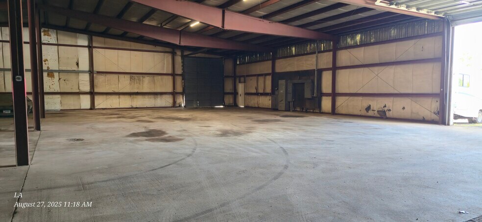 More Photos Of 493 Old Turnpike Rd, Plantsville Self Storage For Lease