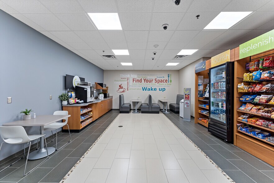 More Photos Of 10400 Viking Dr, Eden Prairie Office For Lease