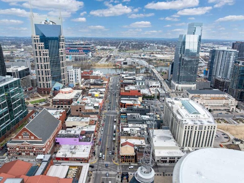 More Photos Of 111 Broadway, Nashville General Retail For Lease