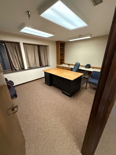 More Photos Of 770 Augusta Rd, Edgefield Office For Lease