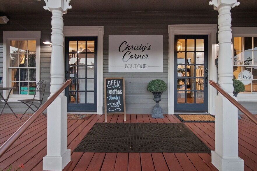 More Photos Of 139 Olive St, Keller Storefront Retail Office For Sale