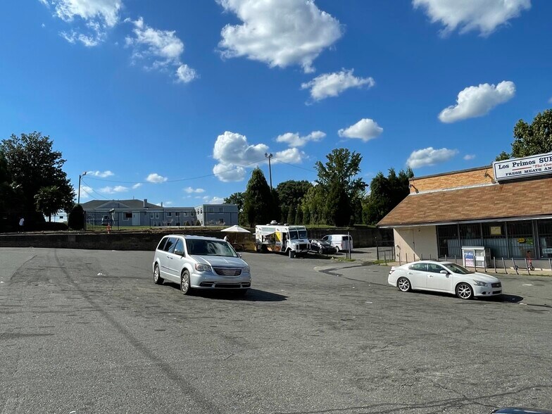 Primary Photo Of 1109 E Main St, Durham Supermarket For Sale