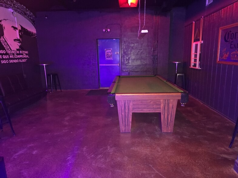 More Photos Of 413 7th St, Modesto Storefront For Sale