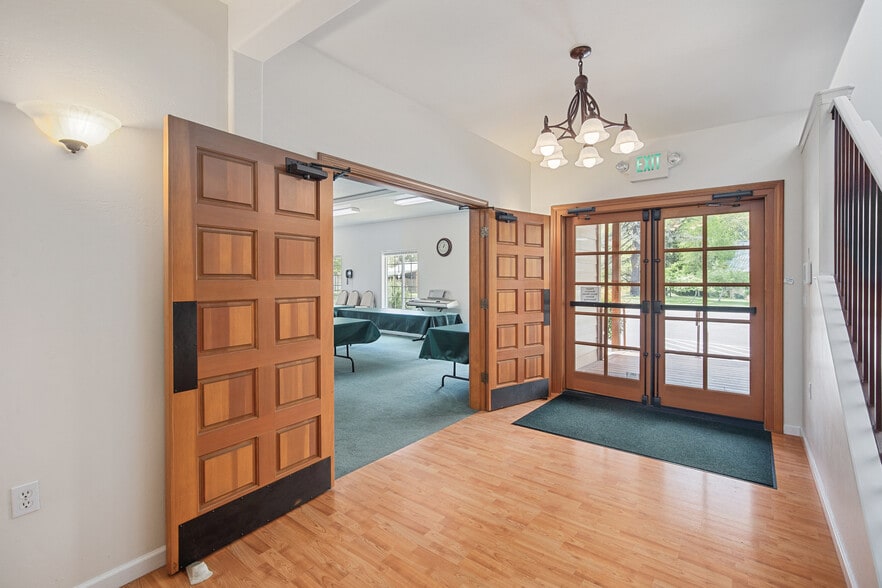 More Photos Of 459 Galice Rd, Merlin Religious Facility For Sale