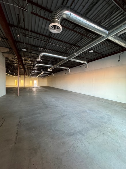 More Photos Of 9505 Viscount Blvd, El Paso Unknown For Lease