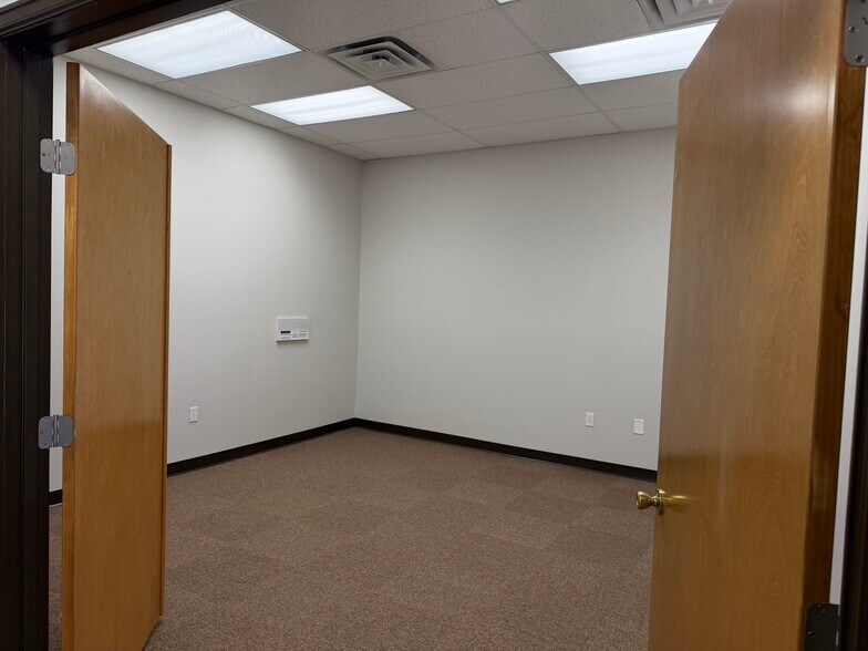 More Photos Of 1310 Fortino Blvd, Pueblo Office Residential For Lease