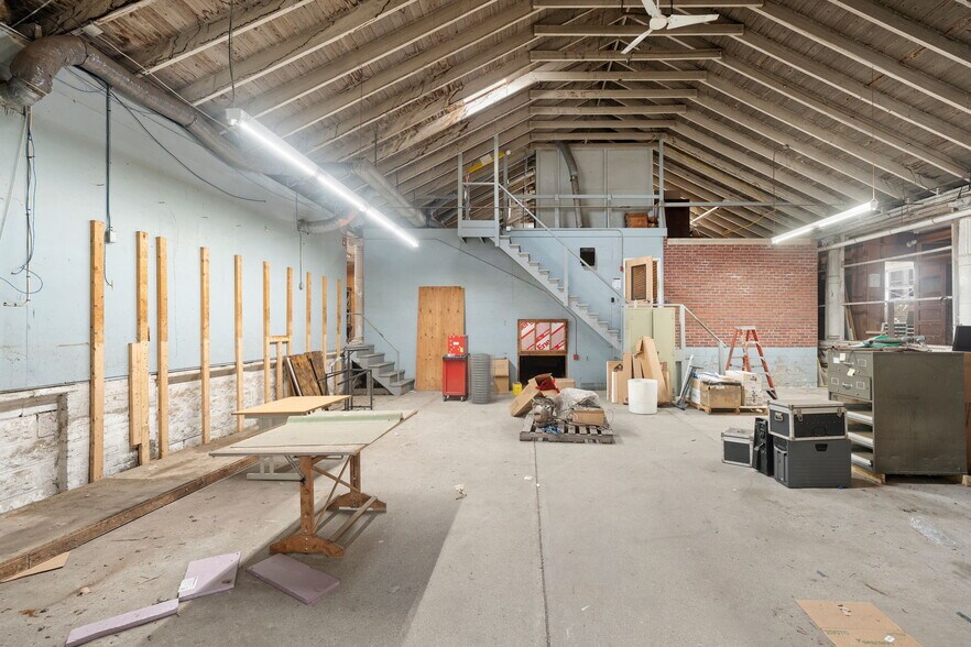 More Photos Of 1072 Main St, West Warwick Office For Sale