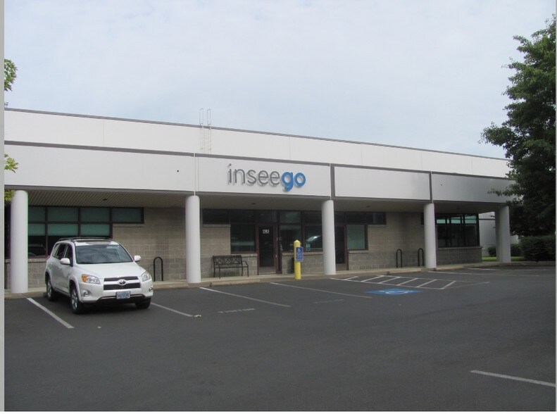 More Photos Of 1505 Westec Dr, Eugene Flex For Lease