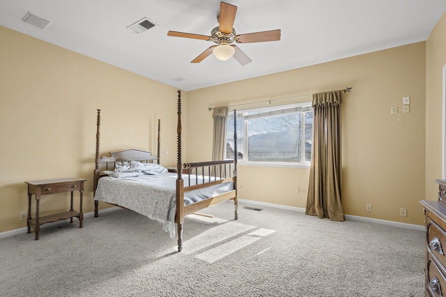 More Photos Of 70 S Rainbow Dr, Dayton Self Storage For Sale