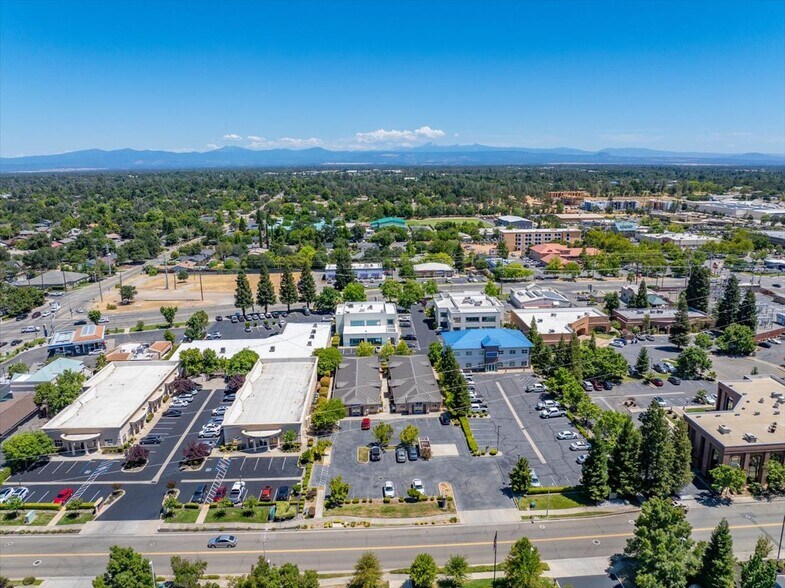 More Photos Of 2155 Larkspur Ln, Redding Office For Sale