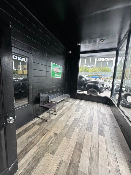 More Photos Of 2501 Sanford Ave, Sanford Auto Repair For Sale