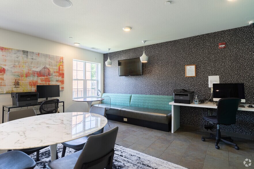 More Photos Of 1300 Cimarron Cir, Fairborn Apartments For Sale