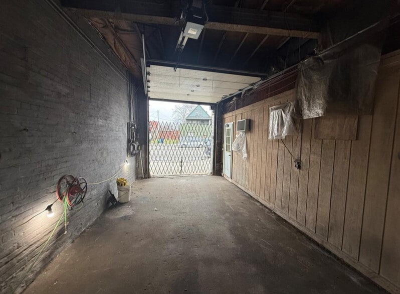 More Photos Of 1300 Broadway St, Buffalo Storefront Retail Office For Sale