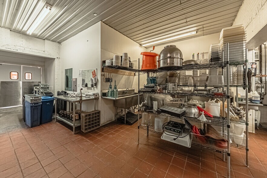 More Photos Of 516 E Elm St, Trinidad Restaurant For Sale