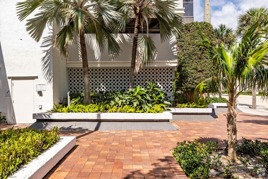 More Photos Of 40 SE 5th St, Boca Raton Office For Lease